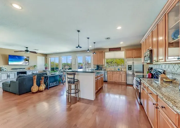 Gorgeous -right Off The Back Nine! Holiday home Cave Creek