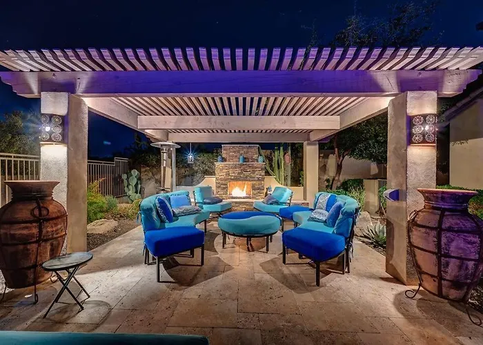 Gorgeous -right Off The Back Nine! Holiday home