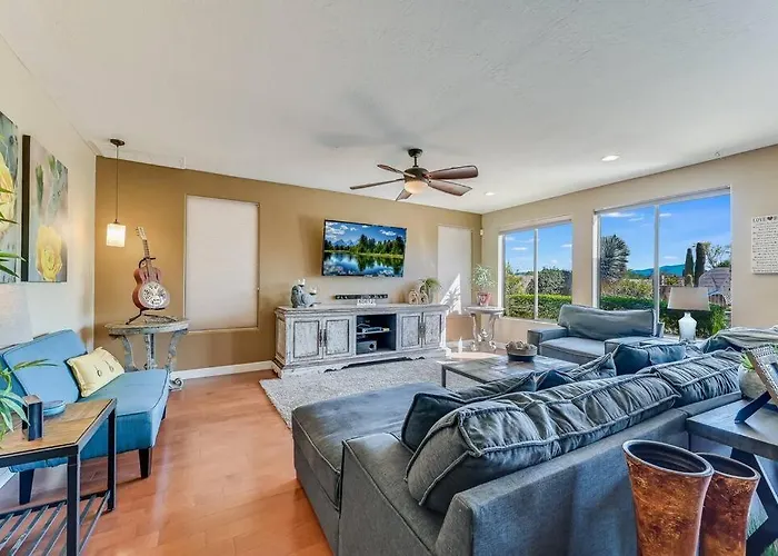 Gorgeous -right Off The Back Nine! * Cave Creek